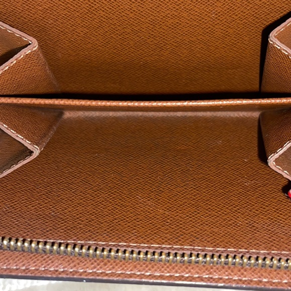 Monogram canvas Louis Vuitton wallet - Picture 7 of 16